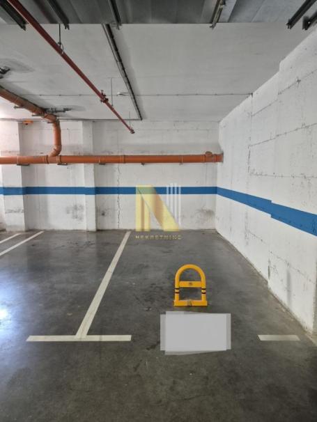 Garažno parking mesto, Kej garden