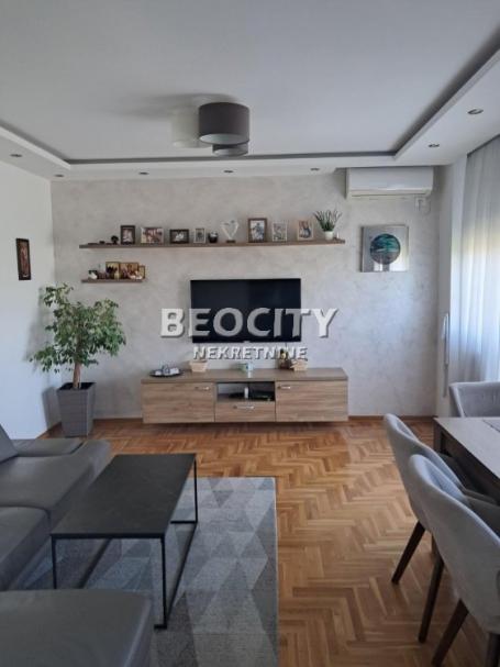 Novi Sad, Nova Detelinara, Veselina Masleše, 5.0, 98m2, 275000EUR Ugao Veselina Maslese i Branka Baj