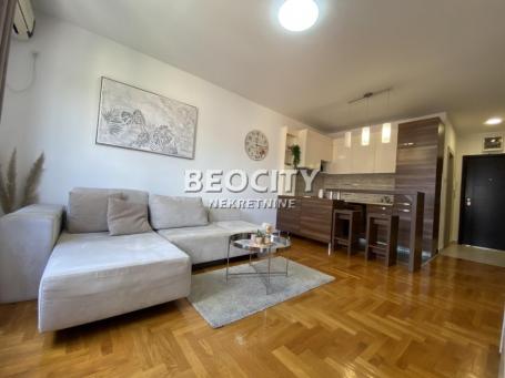 Novi Sad, Grbavica, Školska, 2.0, 40m2, 550EUR