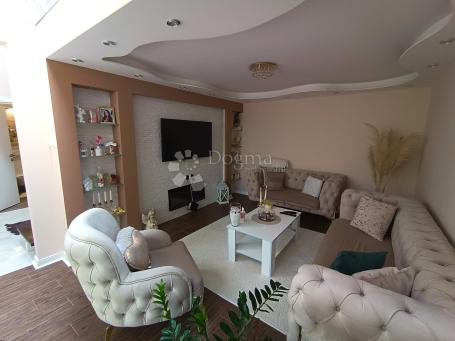 Novi Banovci, Kablar, 90 m2 sa terasom