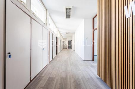 Split, Zvonimirova ulica, prostran ured 162 m²
