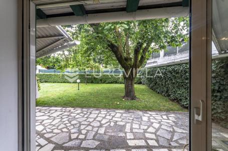 Varaždin, Centar, stambeno poslovna kuća površine 185 m²