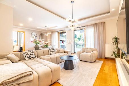 Zagreb, Babonićeva Šalata, luksuzan četverosoban penthouse 135 m²