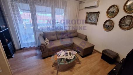 Dvoiposoban stan na Novoj Detelinari