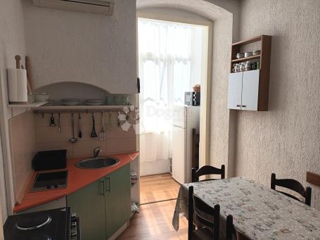 Rijeka centar, stan sa dvije stambene jedinice
