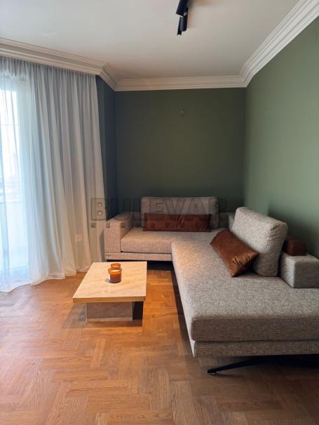 LUKSUZAN TROSOBAN STAN U CENTRU KRAGUJEVCA – 69 m² | ODMAH USELJIV