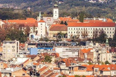 Šalata, prostrano zemljište s potencijalom za luksuznu vilu ili stanove