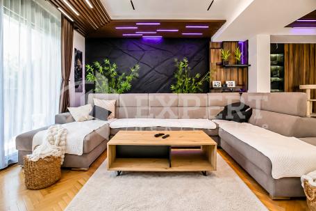 Lux četvorosoban dupleks - stan , top lokacija , Čair, 131m2
