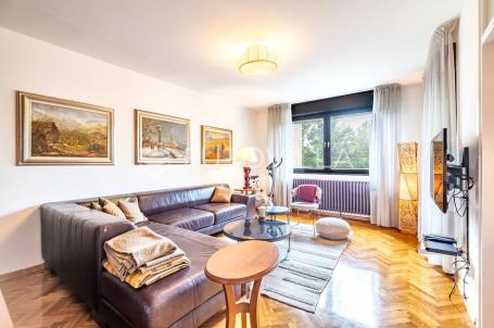 Zagreb, Zatišje, prekrasan trosoban stan 82 m²
