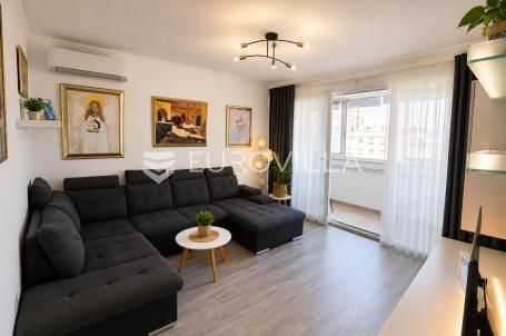 Rijeka, Kantrida, NAJAM, trosoban stan s loggiom i pogledom na more, 9. kat