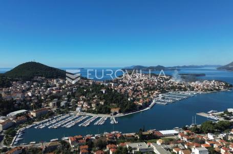 Dubrovnik, Gornji Kono, četverosoban stan s velikom terasom, vrtom i pogledom