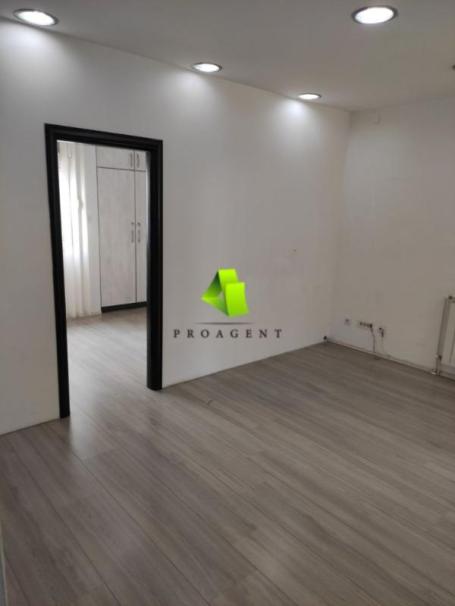 Poslovni prostor u pešačkoj zoni ID#8692