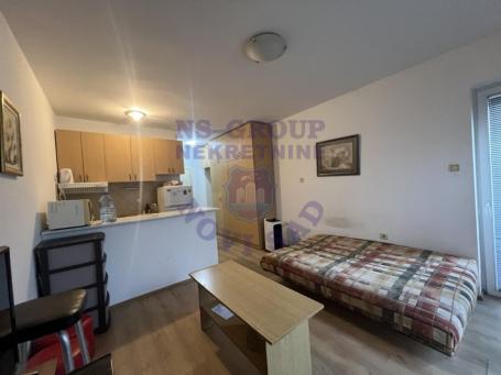 Garsonjera 25m2 Nova Detelinara
