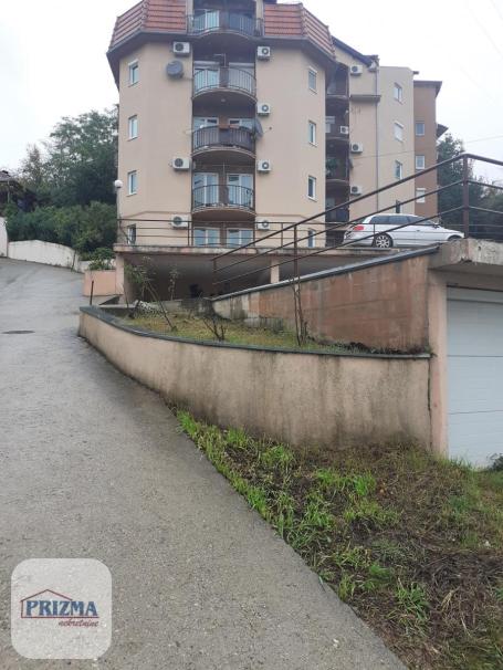 Kompletno namešten stan