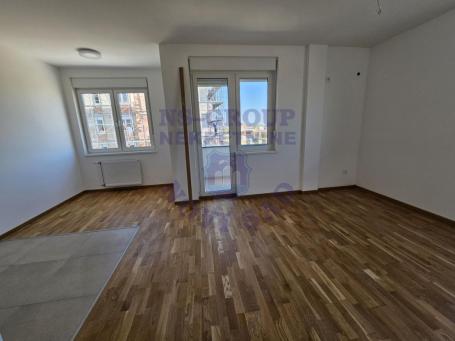  Sajlovo. Potpuno nov dvosoban stan, odličan raspored. 