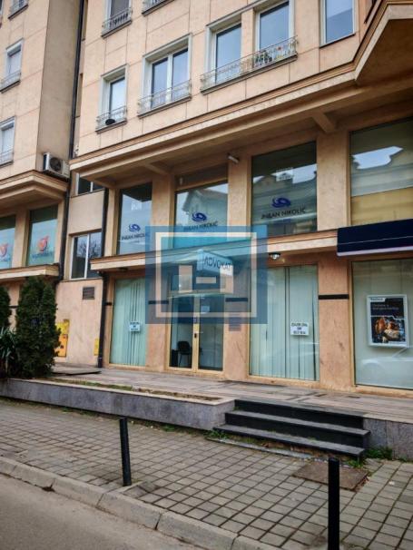 RETKO U PONUDI – POSLOVNI PROSTOR U SAMOM CENTRU GRADA!