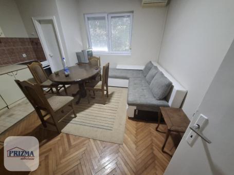 Renovirani stan niže spratnosti