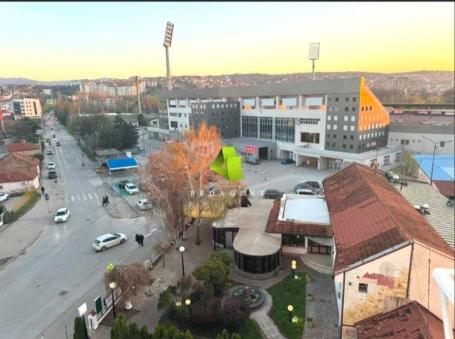 Trosoban stan kod Kliničkog centra ID#8807