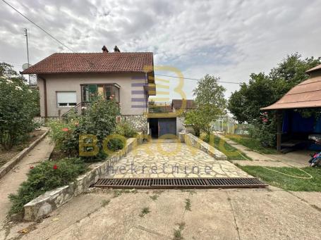 Vranić, 100m2, plac 14.9 ari