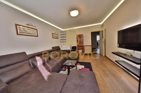 Gundulićev venac, 57.50m2, odličan