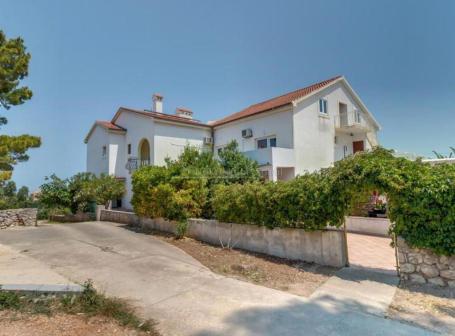 Mali Lošinj - Kuća, 819.28 M2