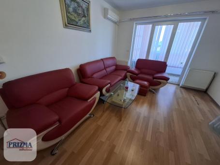Stan nekorišćen polunamešten
