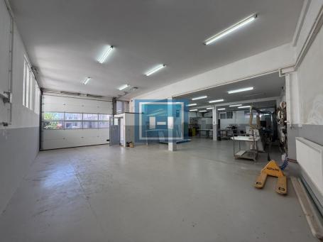 IZDAJE SE HALA SA KANCELARIJAMA STANOM I DIREKTORSKOM KANCELARIJOM U INDUSTRIJSKOJ ZONI