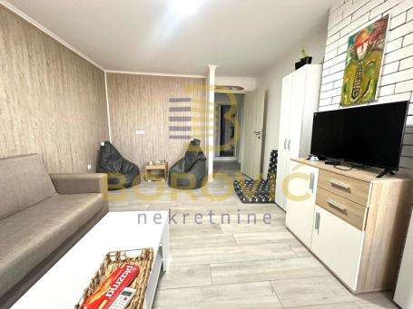 Karaburma, 33m2, renoviran