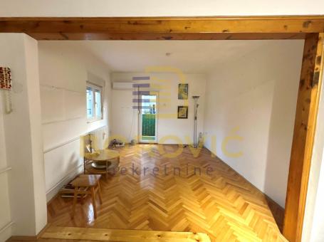 Cvetkova pijaca, 56m2, odličan