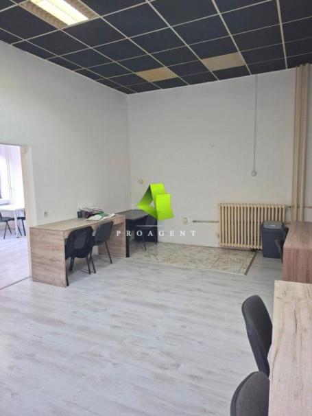Dvoiposoban stan na odličnoj lokaciji kod Pravnog fakulteta ID#9136