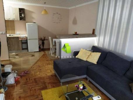 Retko u ponudi-garsonjera bez ulaganja u blizini Palilulske pijace ID#9158
