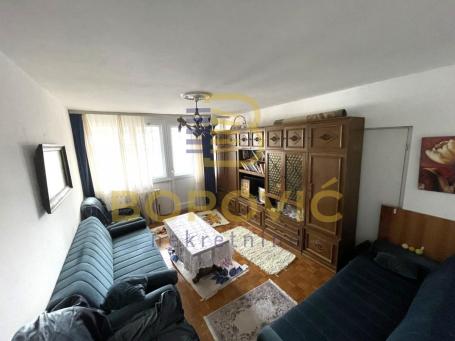 Zemun-Prvomajska, 59m2, prelep pogled, komforan