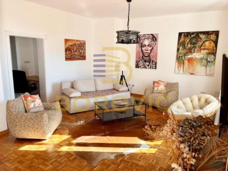 Kosančićev venac, 144m2, duplex, garaža