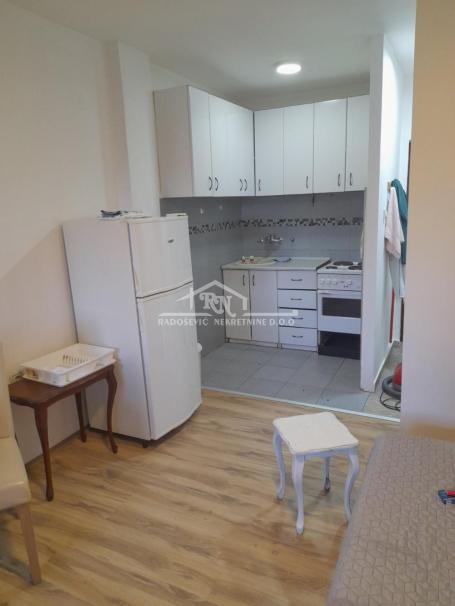 Petlovo  brdo, Đuje i Dragoljuba, 30m2, FB ID#1724